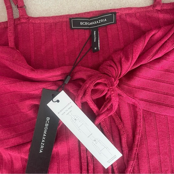BCBGMAXAZRIA Red Cold Shoulder Knit Top Size Medium - Picture 6 of 8